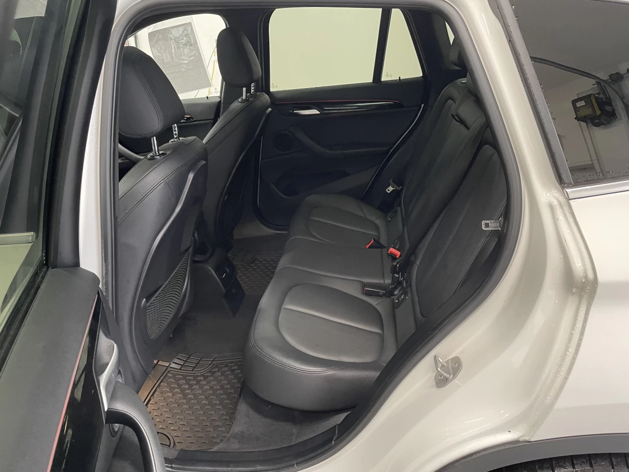 2016 BMW X1 xDrive28i Main Image