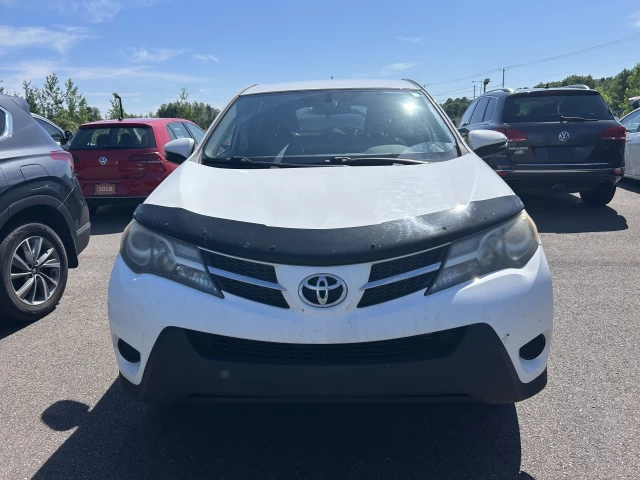 Toyota RAV4 LE 2013
