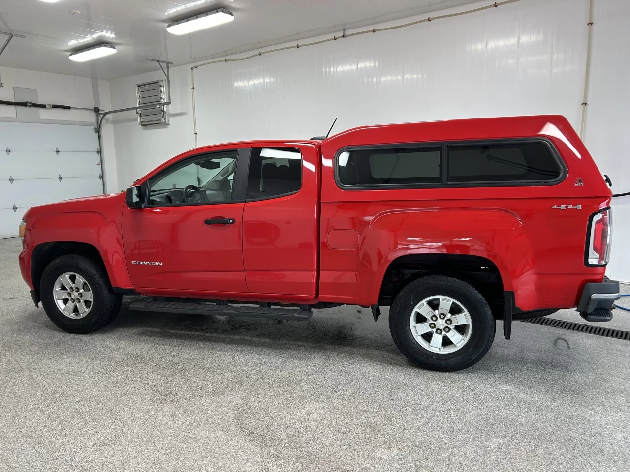 2016 GMC Canyon 4WD Main Image