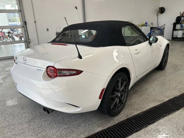 Mazda MX-5 GS 2017