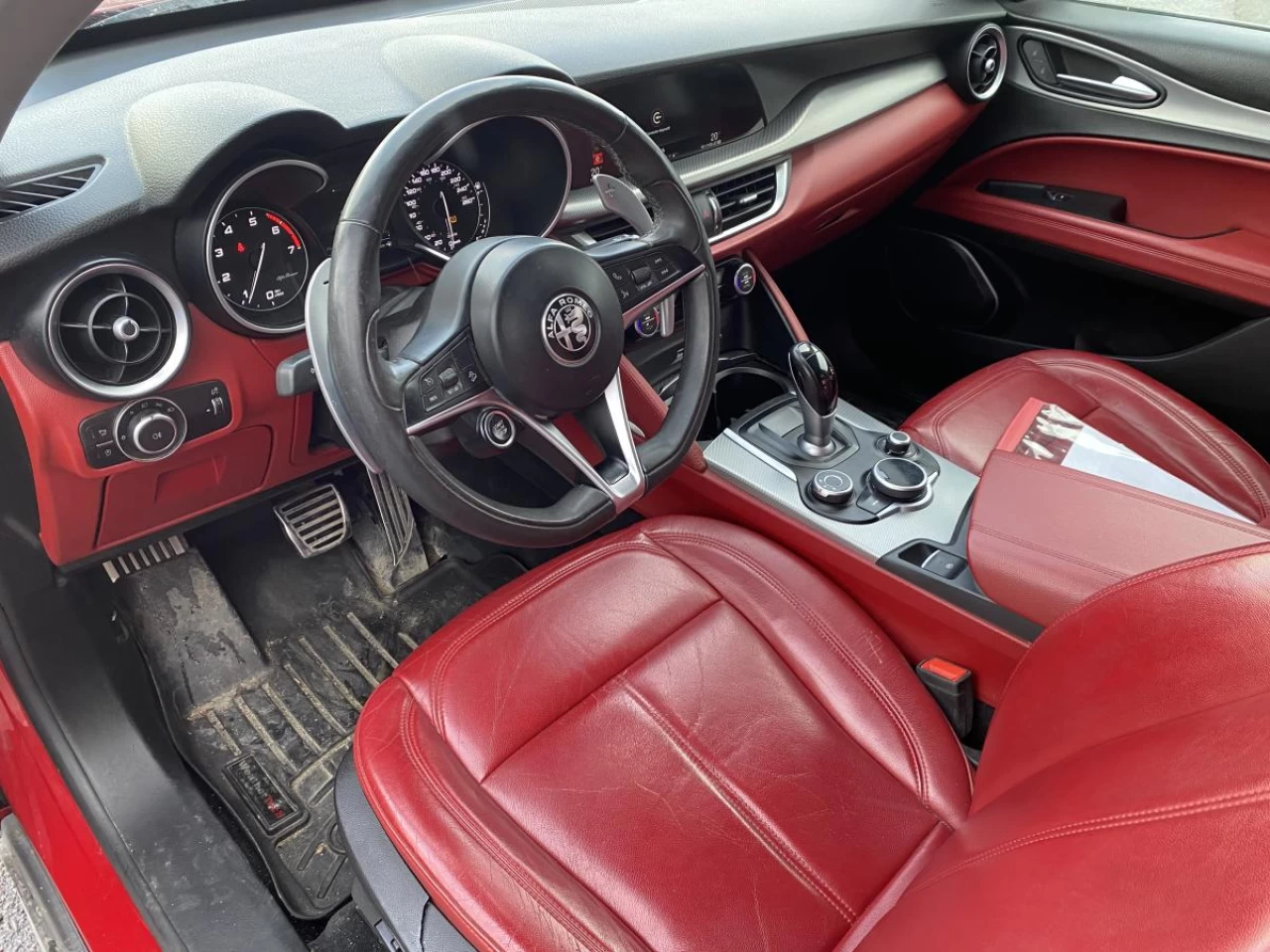 2018 Alfa Romeo Stelvio Sport AWD Image principale