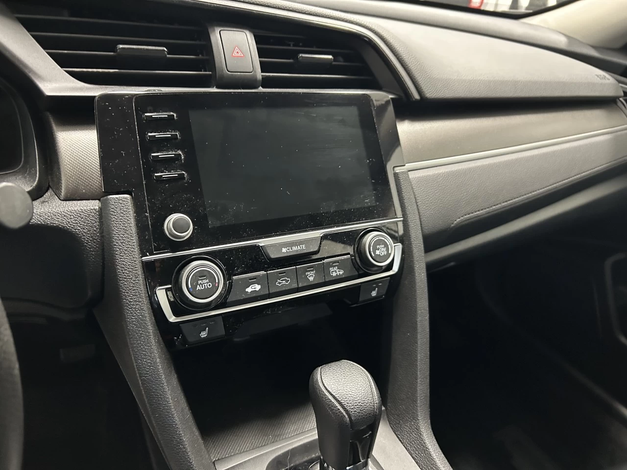 2019 Honda Civic Berline LX Image principale
