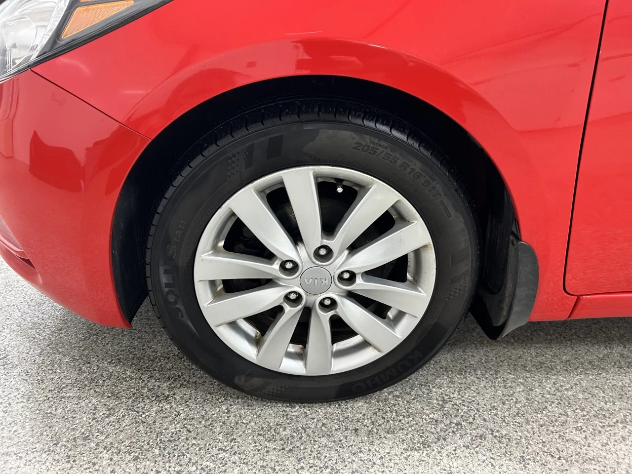 2016 Kia 5 portes Forte LX+ Main Image