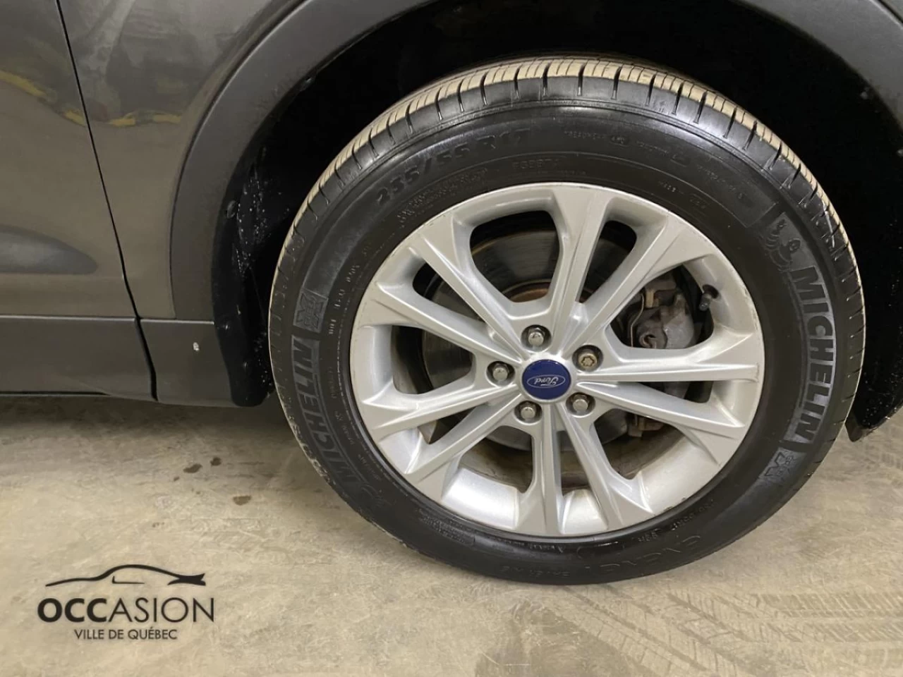 2018 Ford Escape SE 4WD Image principale
