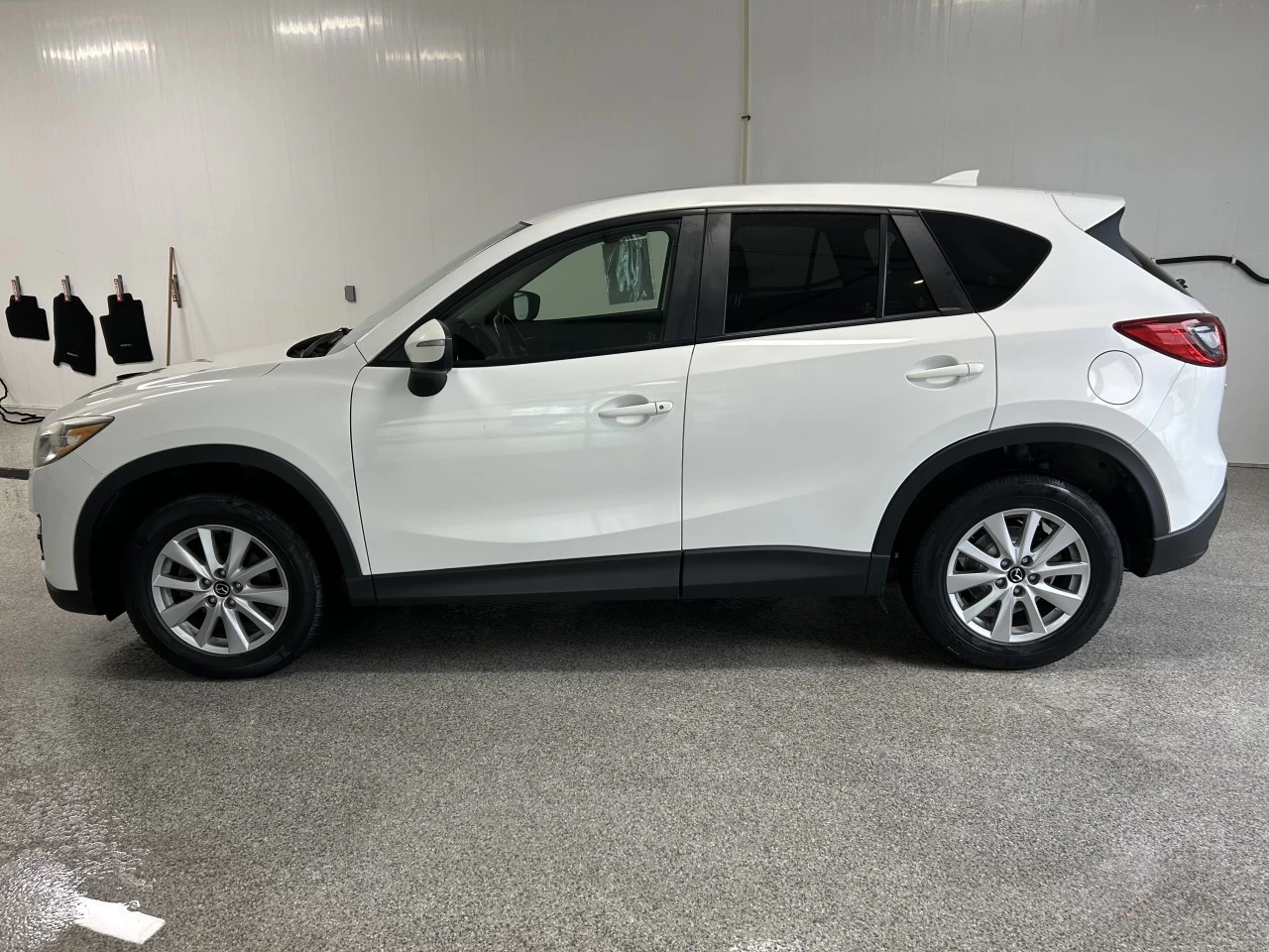 2015 Mazda CX-5 GT Main Image