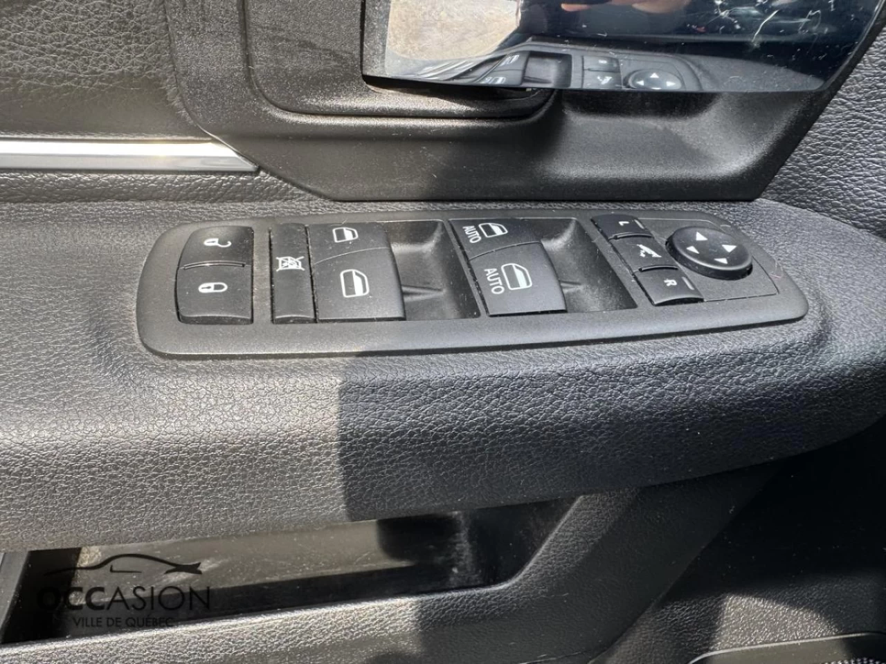 2022 RAM 1500 Classic Warlock 4x4 Crew Cab 5'7" Box Main Image
