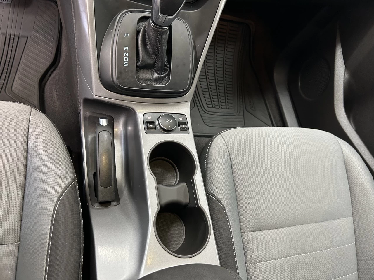 2015 Ford Escape SE Main Image