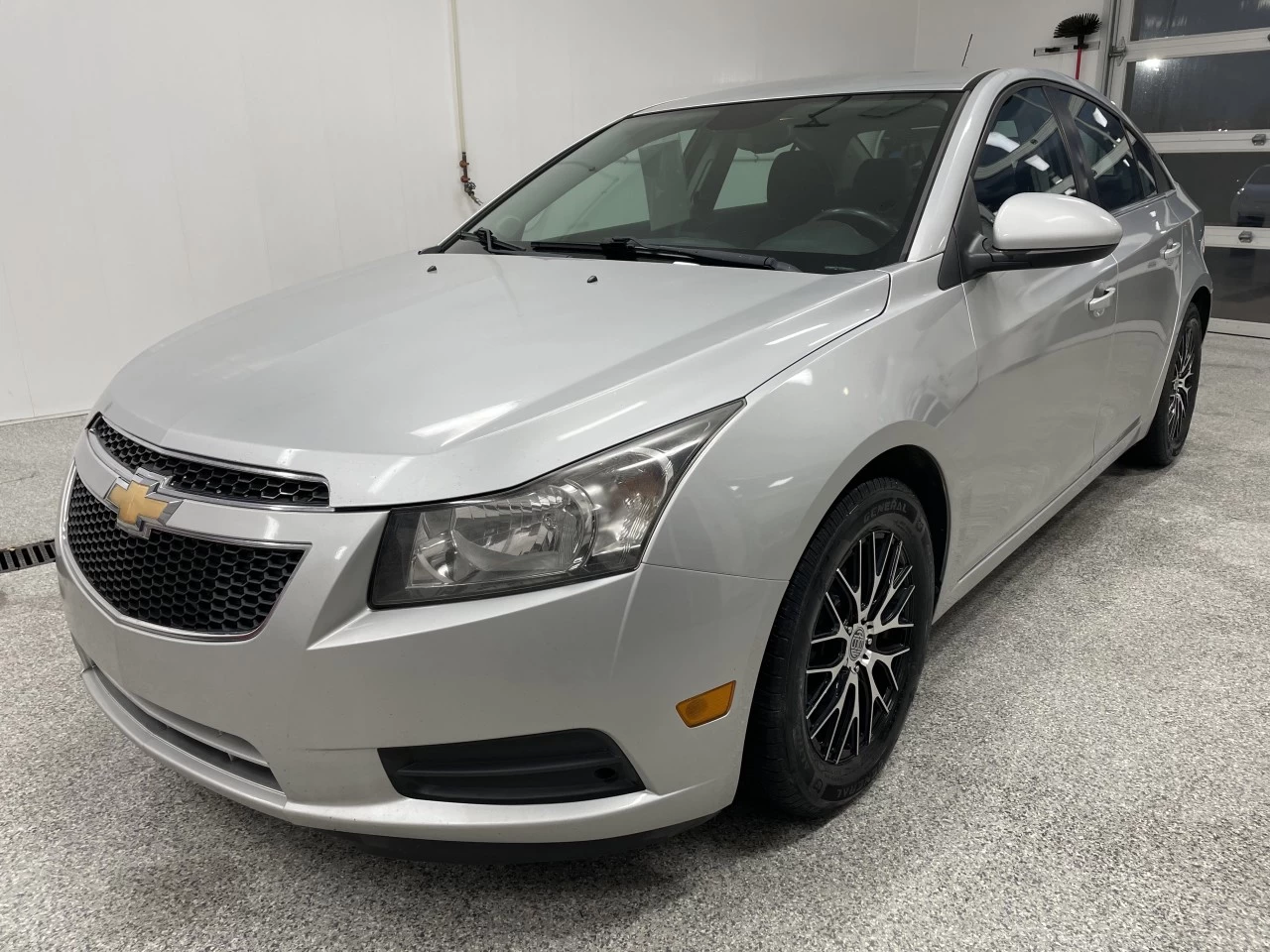 2014 Chevrolet Cruze 1LT Main Image