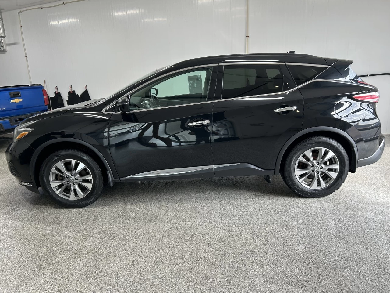 2018 Nissan Murano SV Main Image