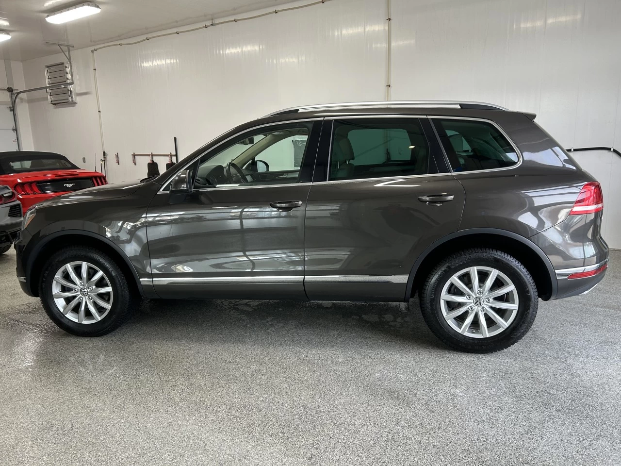 2016 Volkswagen Touareg Highline Image principale