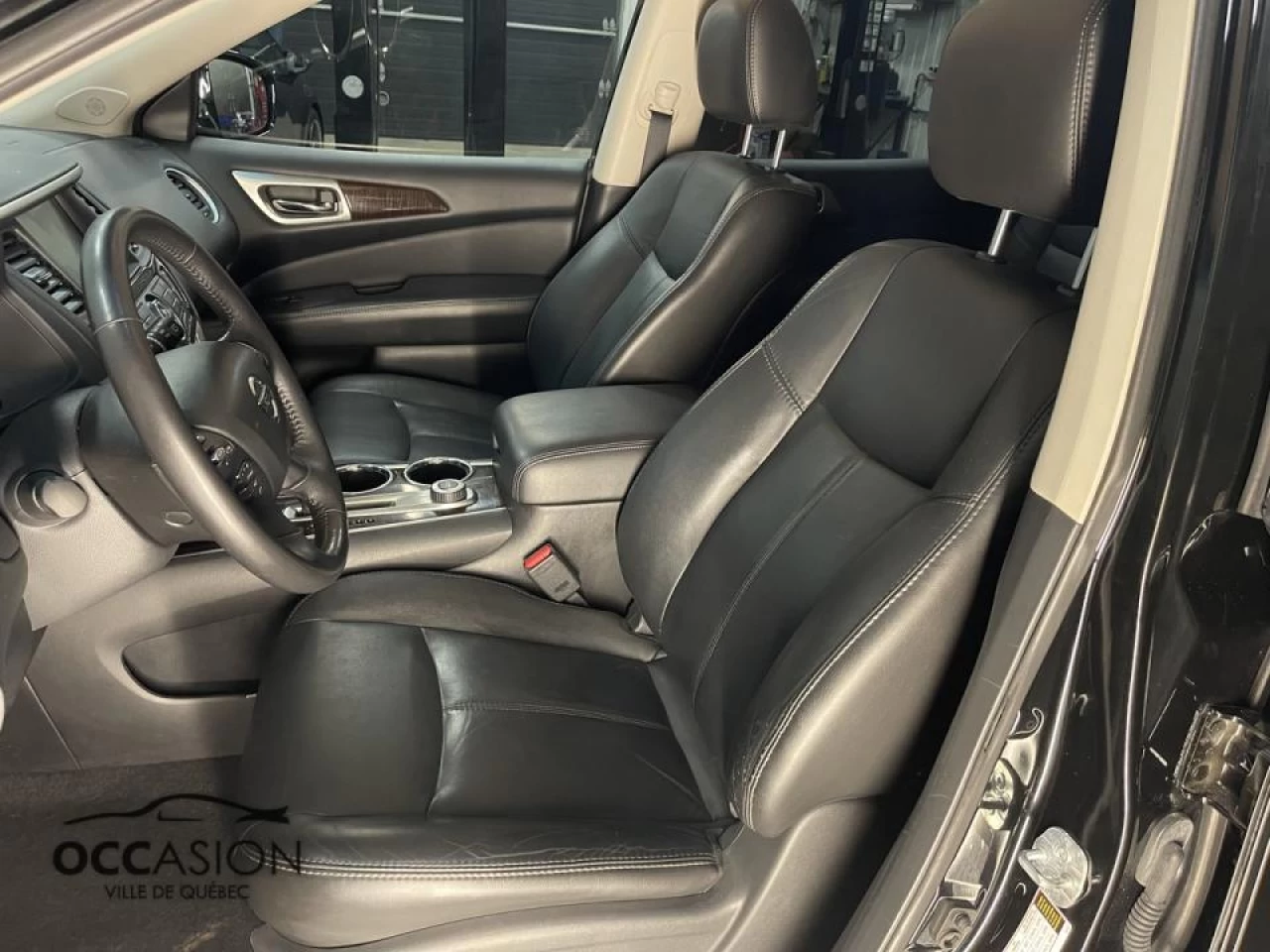 2014 Nissan Pathfinder 4WD 4dr SL Image principale