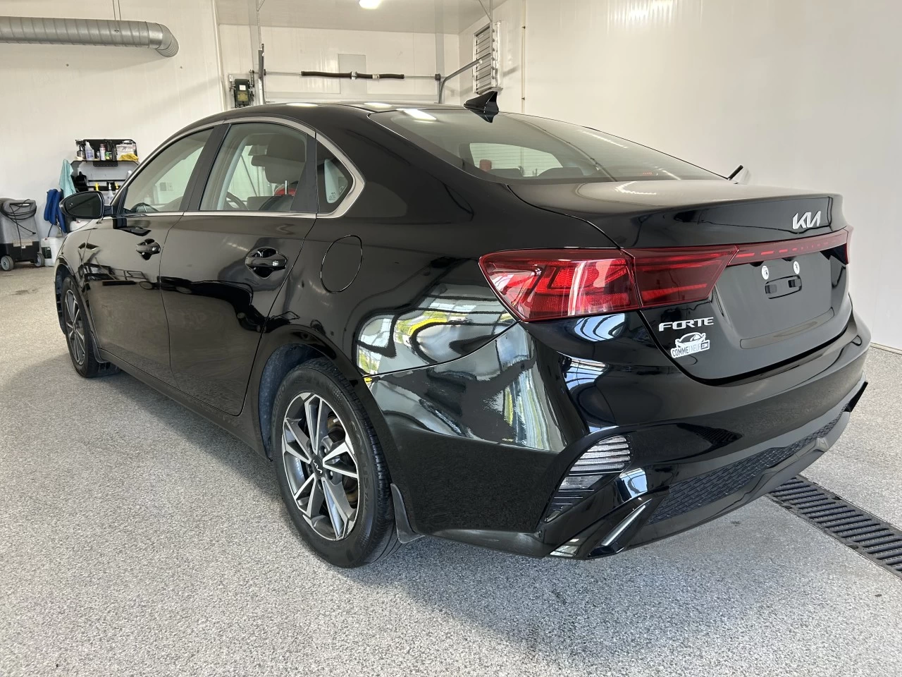 2022 Kia Forte EX Image principale