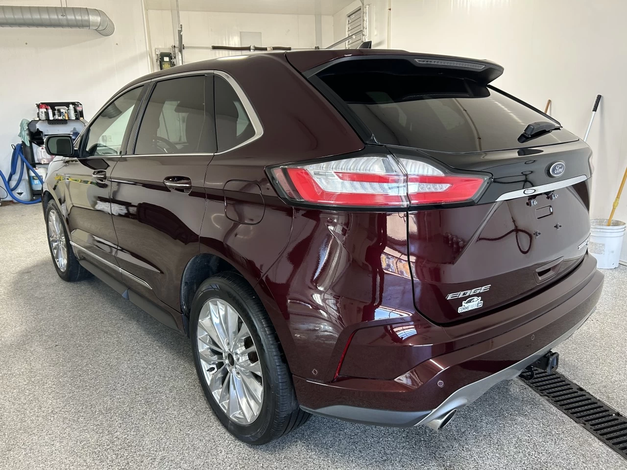 2020 Ford Edge Titanium Image principale
