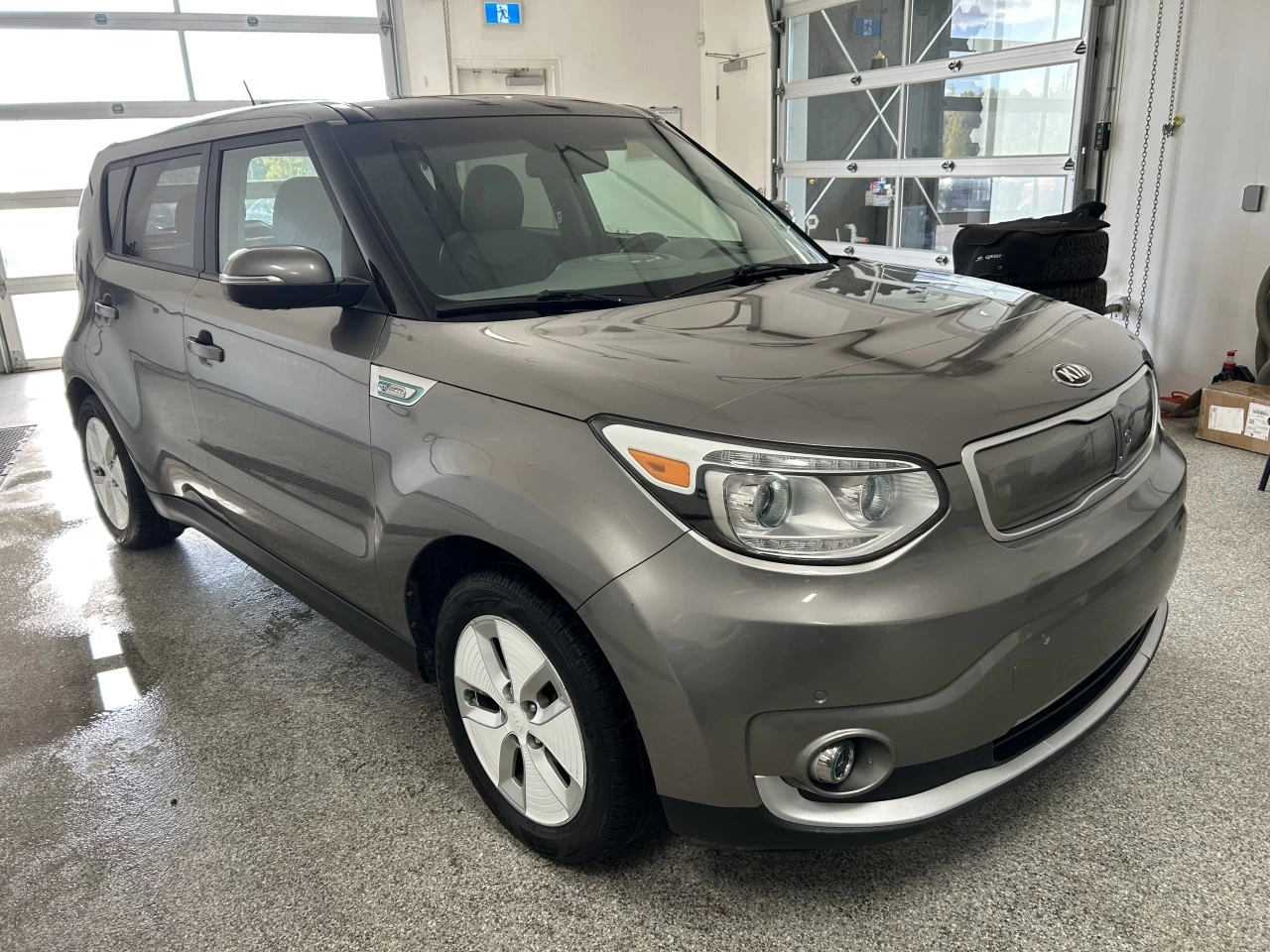 2016 Kia Soul EV Luxury Main Image