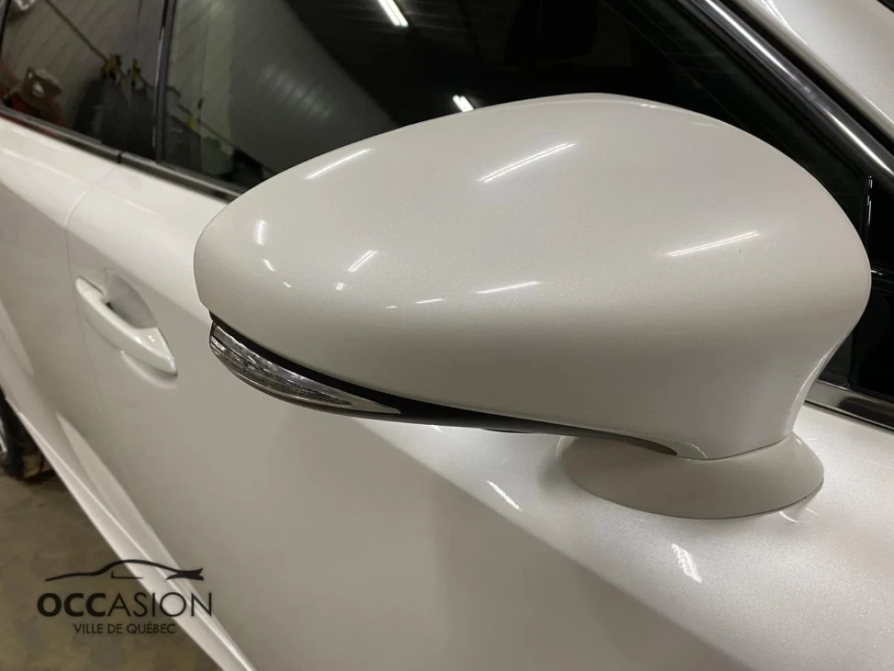 2019 Lexus IS 300 AWD Image principale