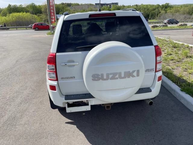 Suzuki Grand Vitara JX 2010