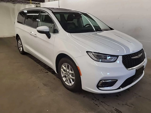 Chrysler Pacifica Touring L FWD 2023