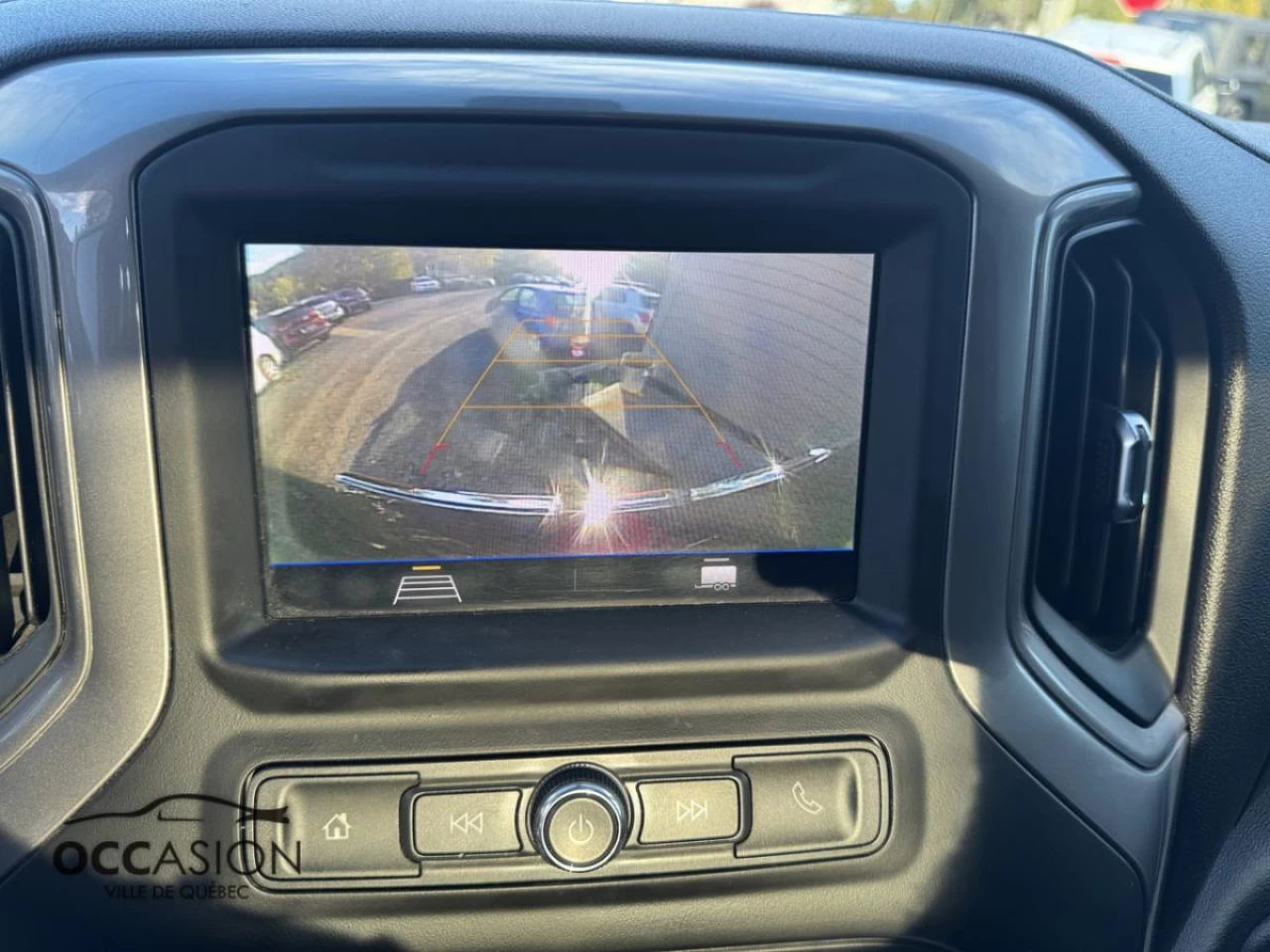 2021 GMC Sierra 1500 Crew Cab Short Box 4-Wheel Drive Main Image