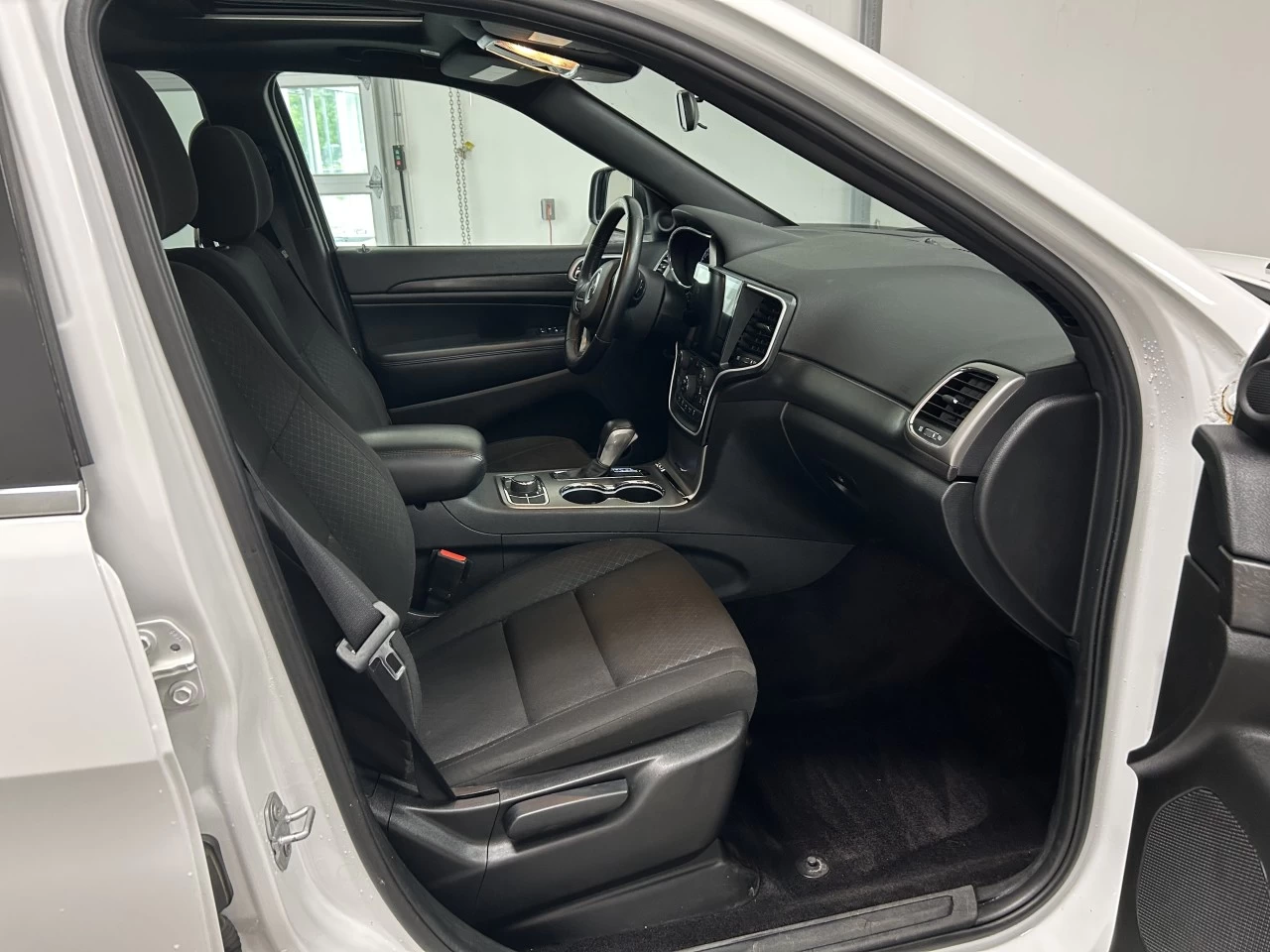 2018 Jeep Grand Cherokee Laredo Main Image