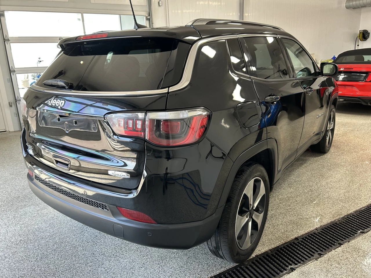 2019 Jeep Compass North Main Image