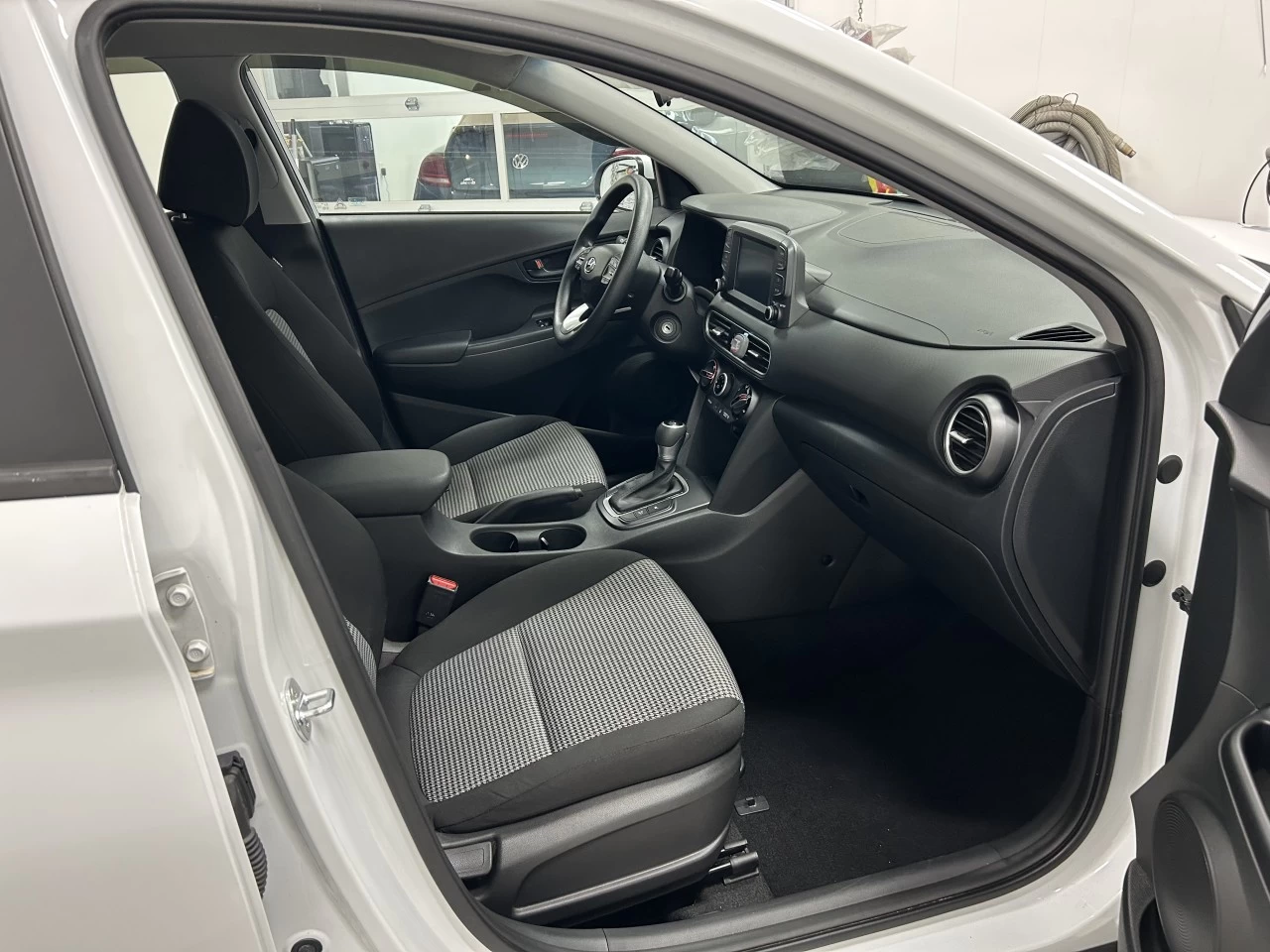 2019 Hyundai Kona Essential Main Image