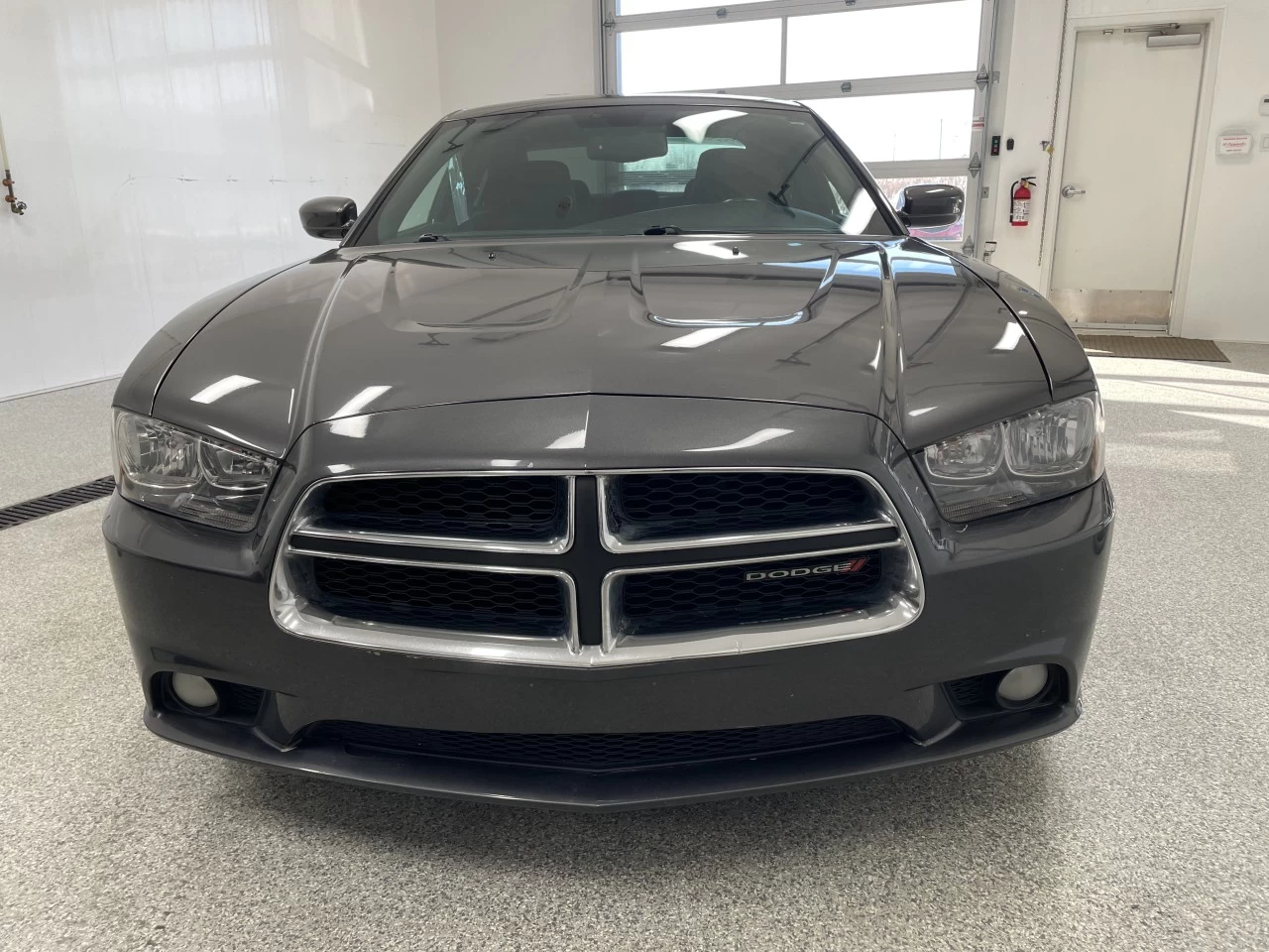 2013 Dodge Charger SXT Main Image