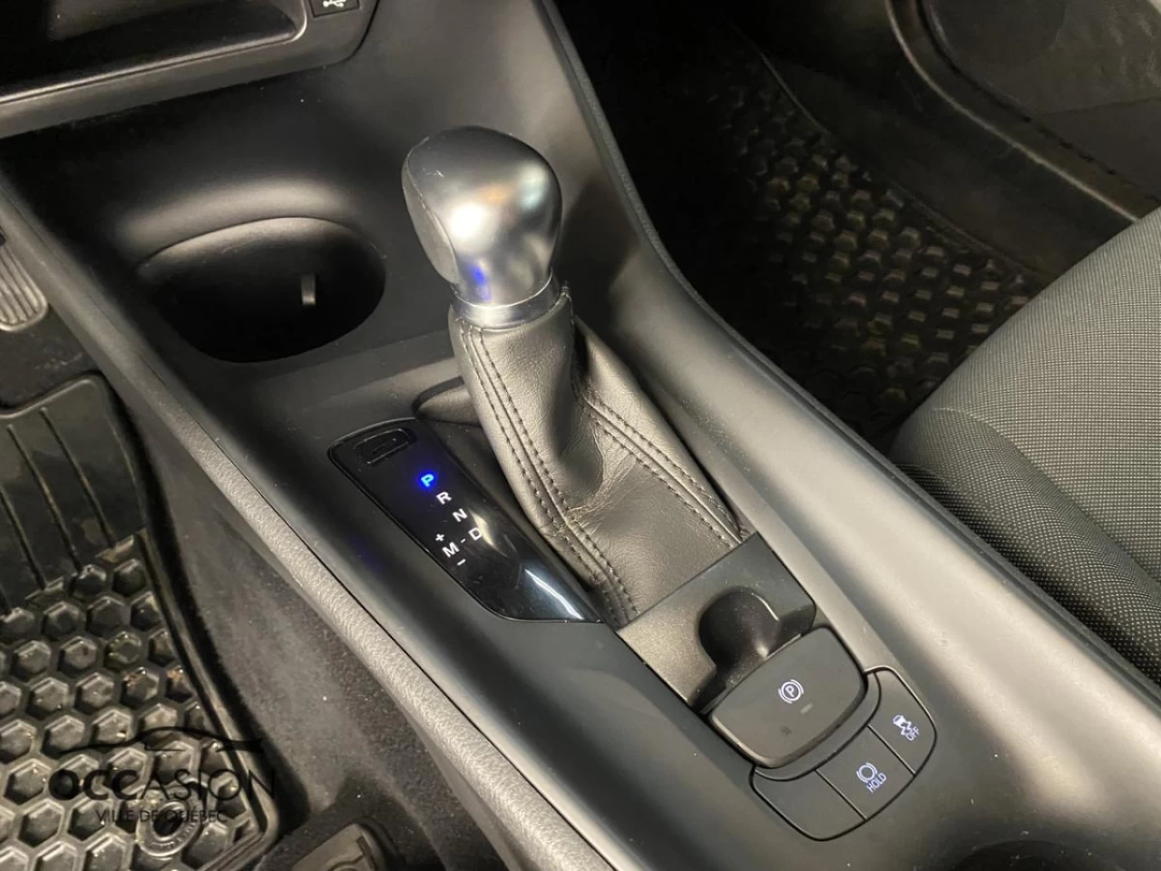 2021 Toyota C-HR LE FWD Main Image