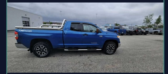 Toyota Tundra 4WD Double Cab Standard Bed 5.7L SR5 Plus 2017