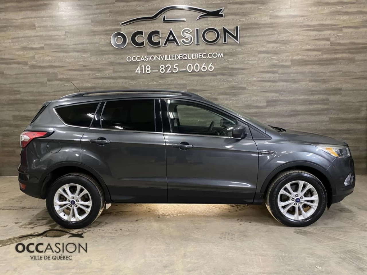 2018 Ford Escape SE 4WD Image principale