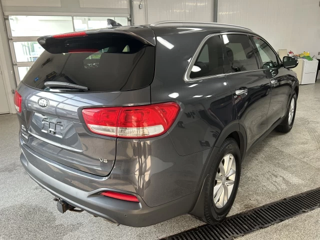 Kia Sorento LX V6 2017