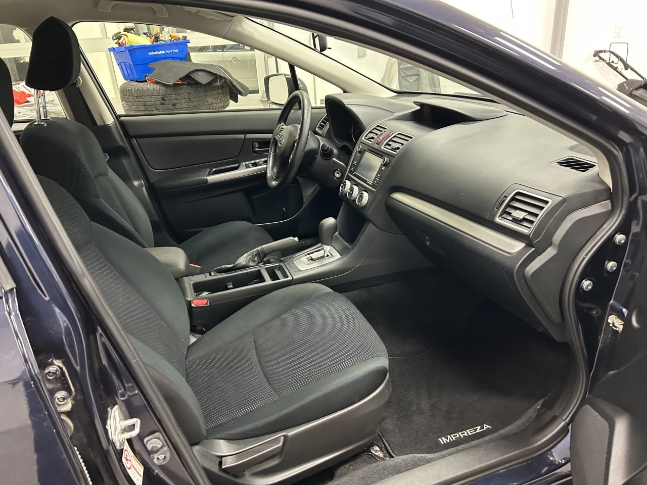 2016 Subaru Impreza 2.0i Main Image