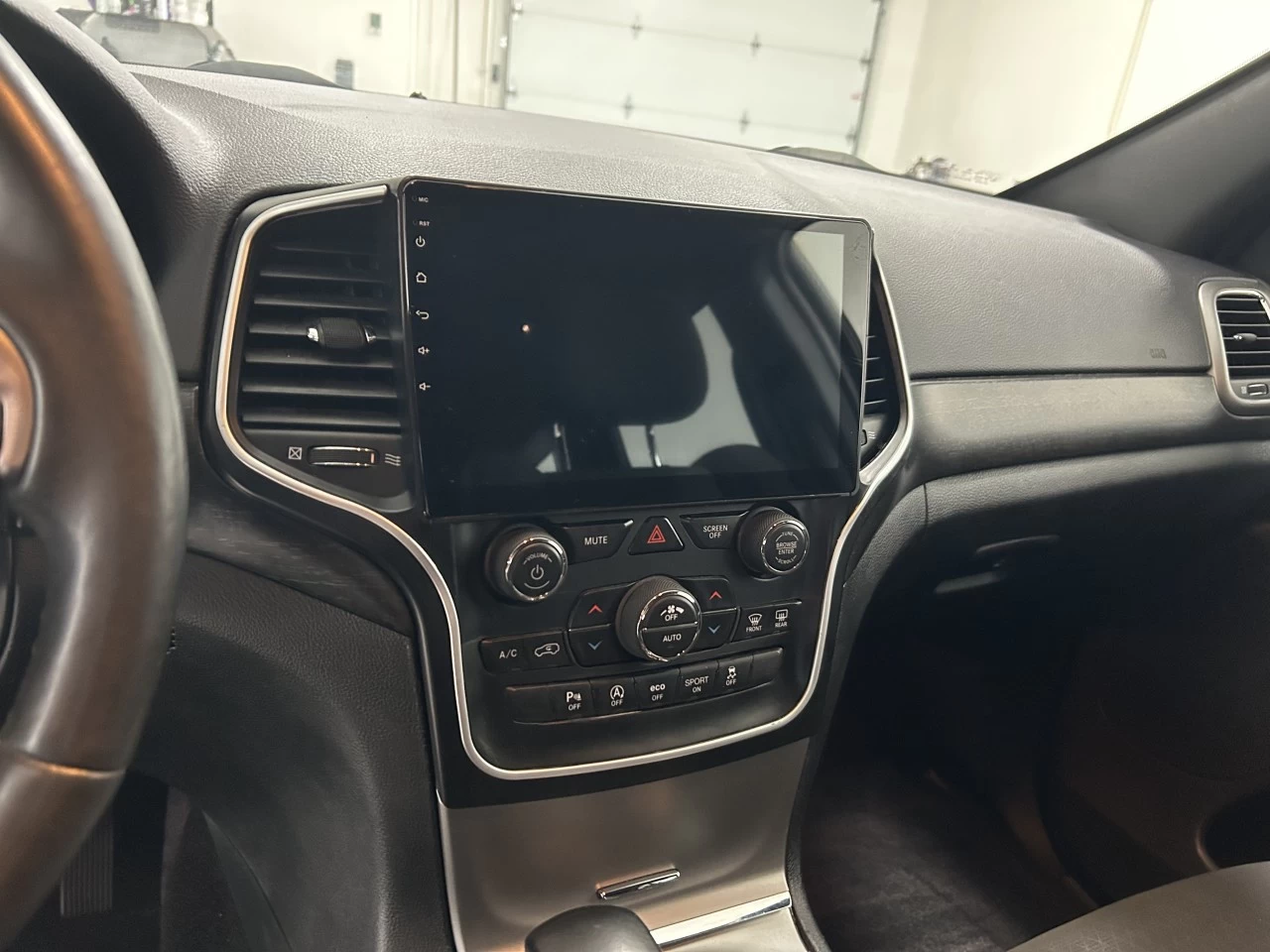 2018 Jeep Grand Cherokee Laredo Main Image