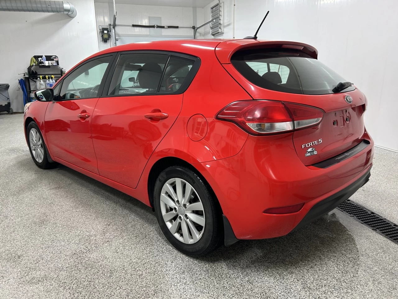2016 Kia 5 portes Forte LX+ Main Image