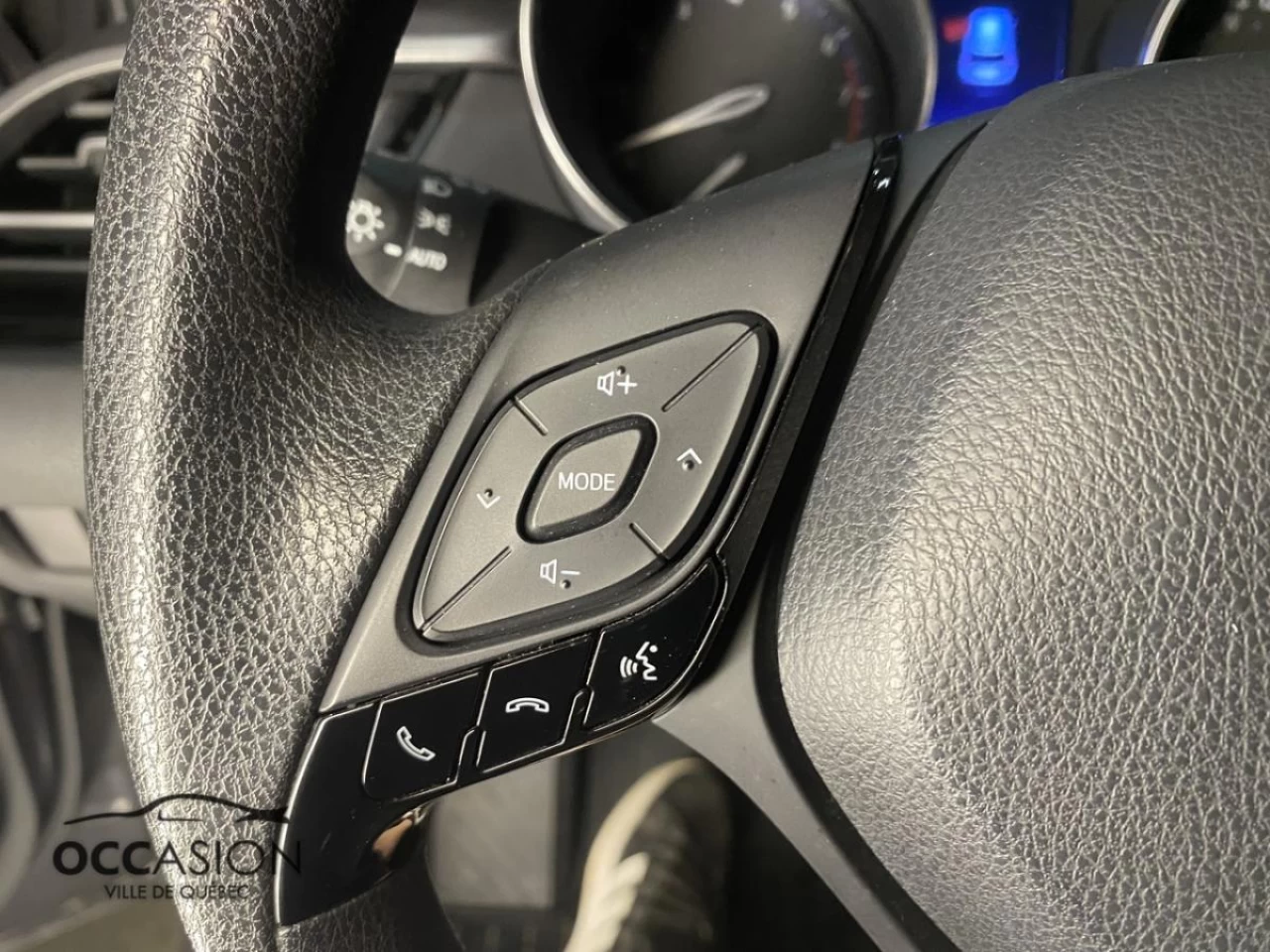 2021 Toyota C-HR LE FWD Main Image