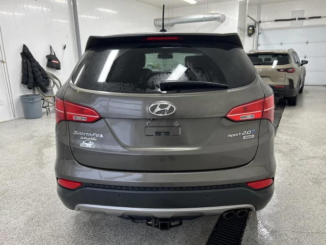 Hyundai Santa Fe SE 2013