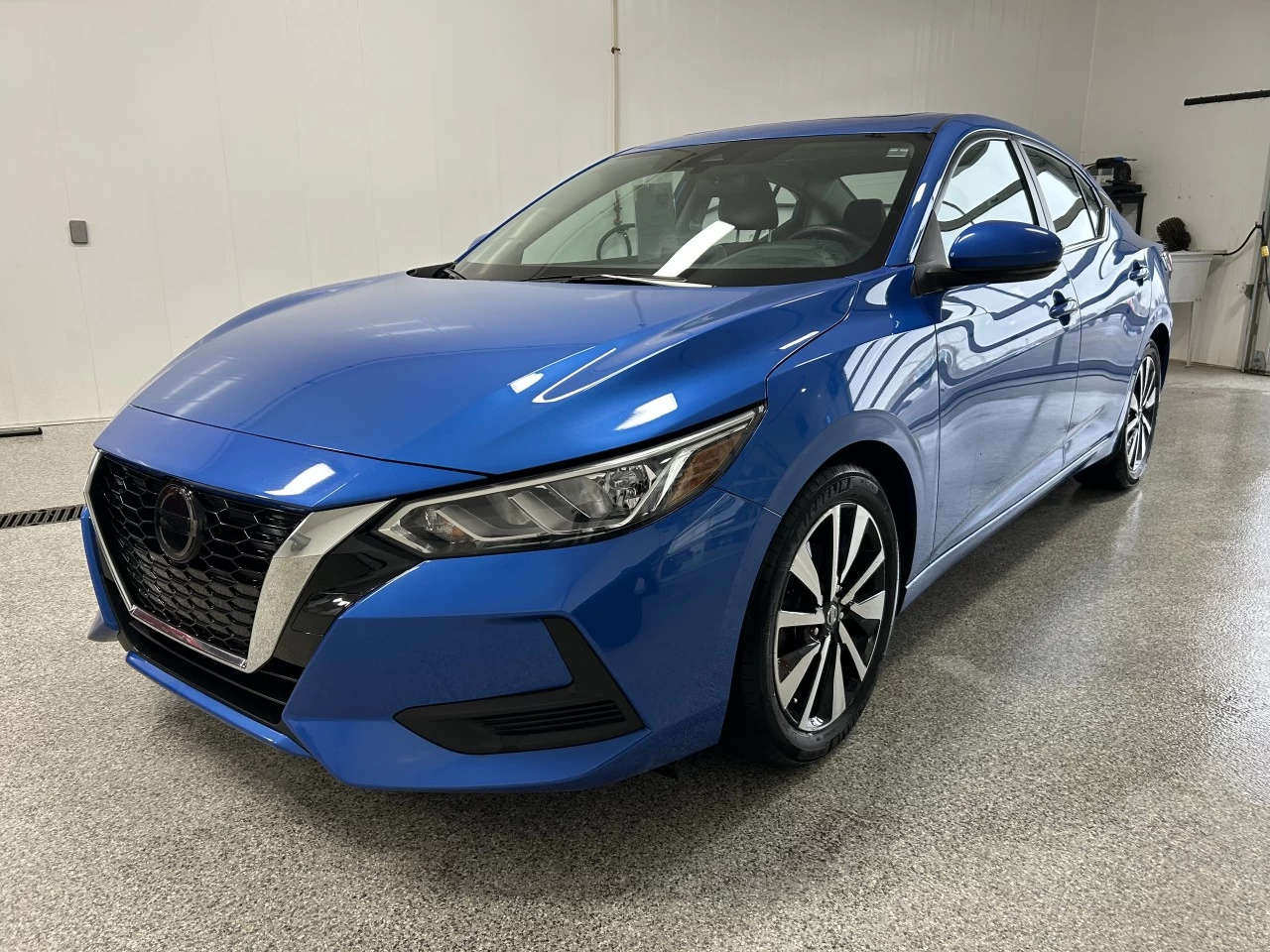 2023 Nissan Sentra SV Main Image