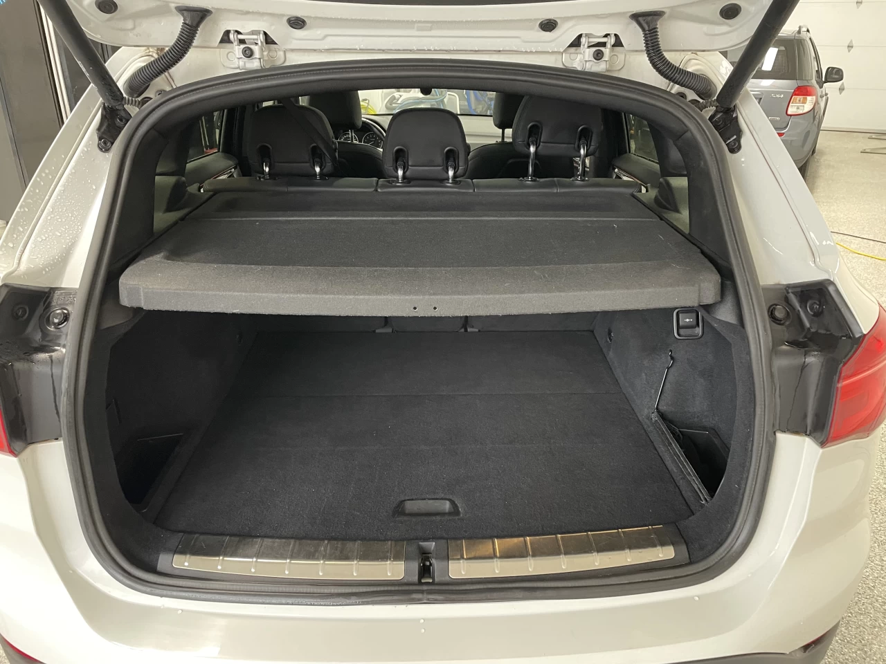 2016 BMW X1 xDrive28i Main Image