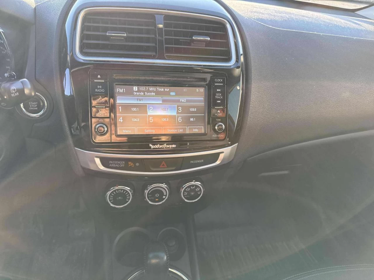 2017 Mitsubishi RVR AWD 4dr 2.4L CVT SE Limited Edition Main Image