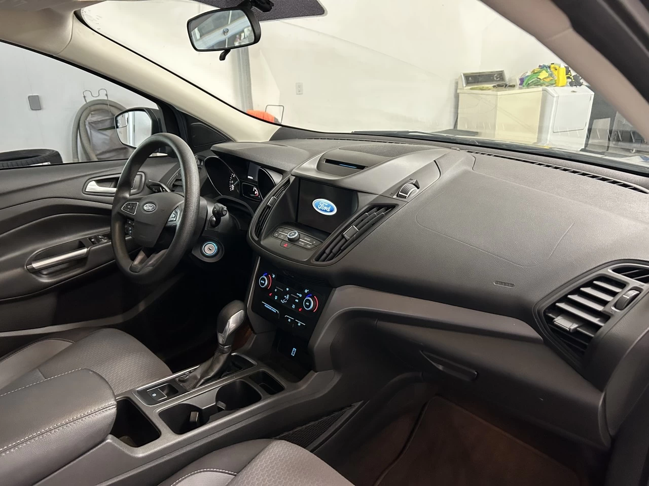 2018 Ford Escape SE Image principale