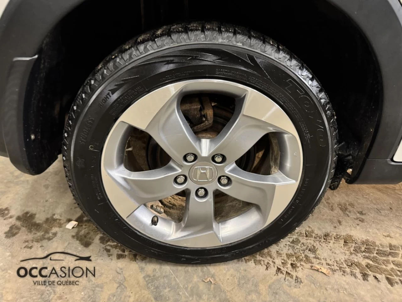 2017 Honda HR-V 4WD LX CVT Main Image