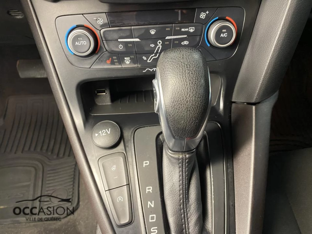 2018 Ford Focus SE Sedan Main Image
