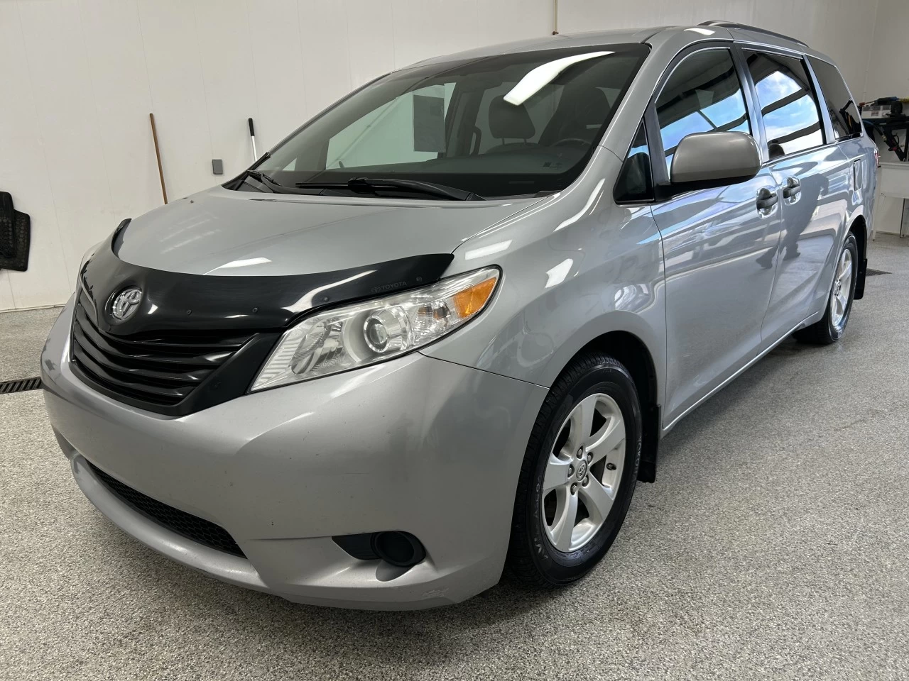 2017 Toyota Sienna 5dr 7-Pass FWD Image principale