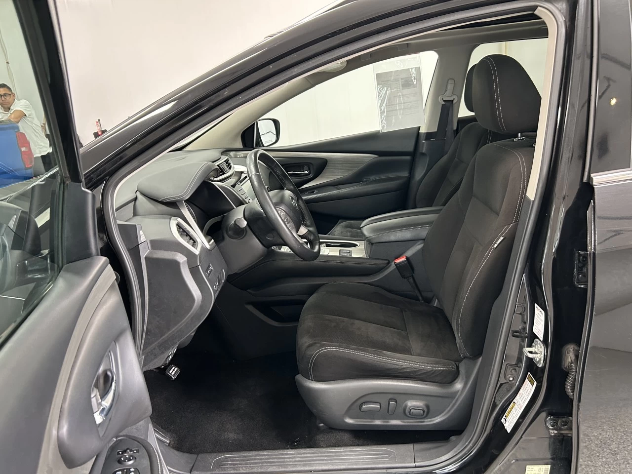 2018 Nissan Murano SV Main Image