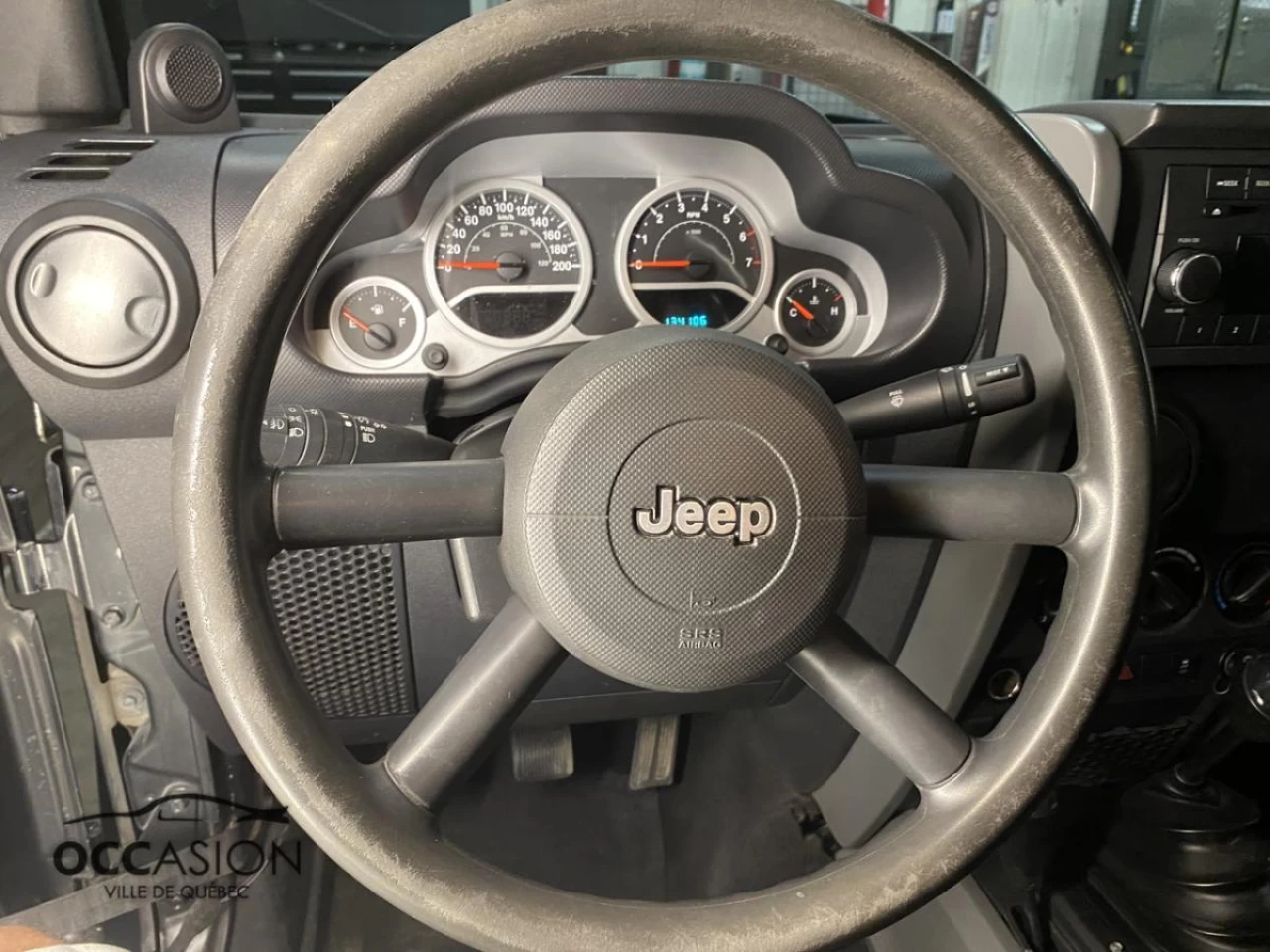 2010 Jeep Wrangler 4WD 2dr Sport Image principale