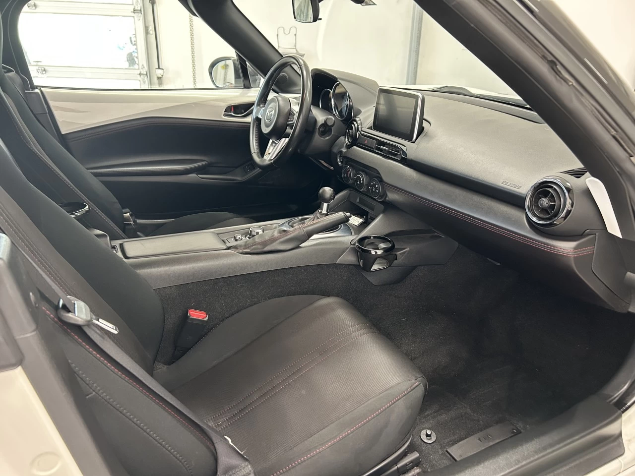 2017 Mazda MX-5 GS Image principale