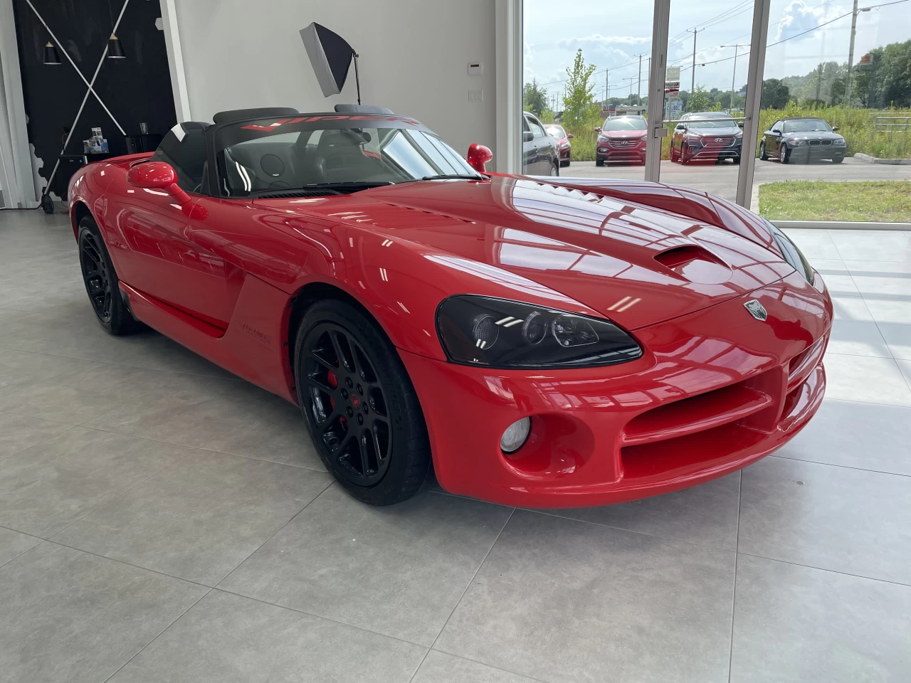 2004 Dodge Viper SRT10 Image principale