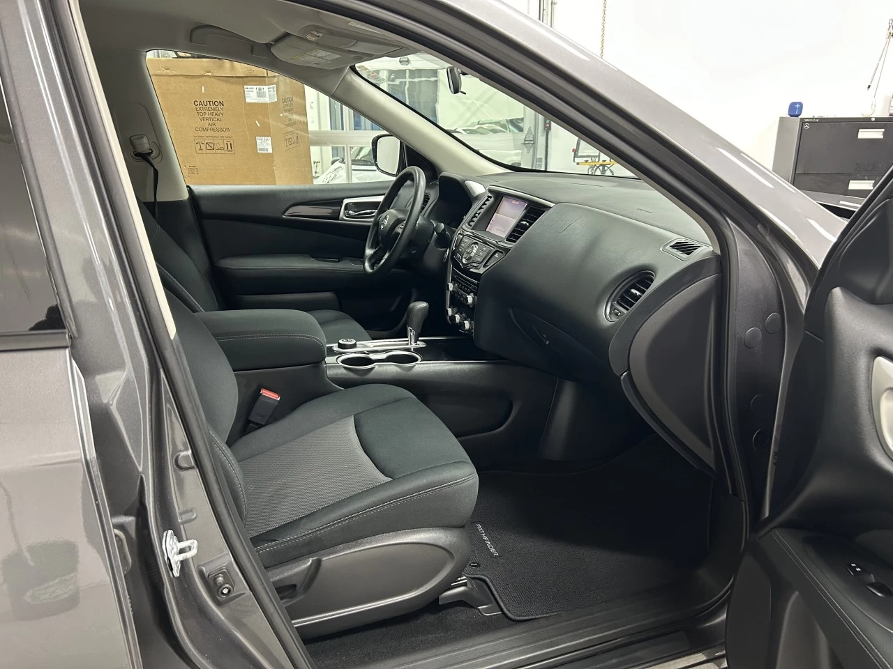 2017 Nissan Pathfinder S Image principale