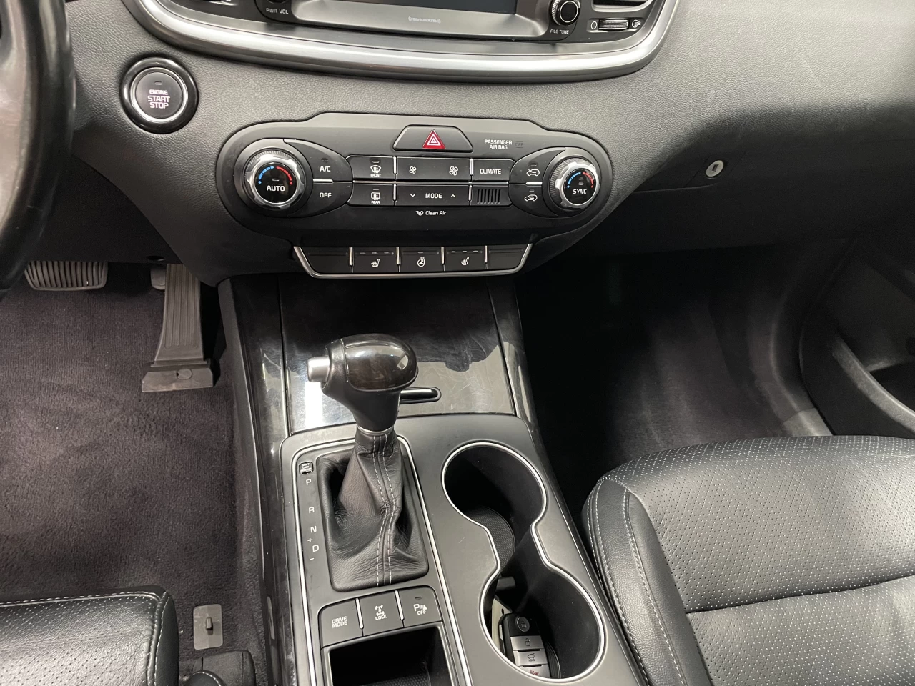 2017 Kia Sorento EX Turbo Main Image