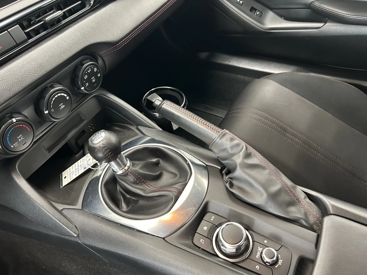 2017 Mazda MX-5 GS Image principale