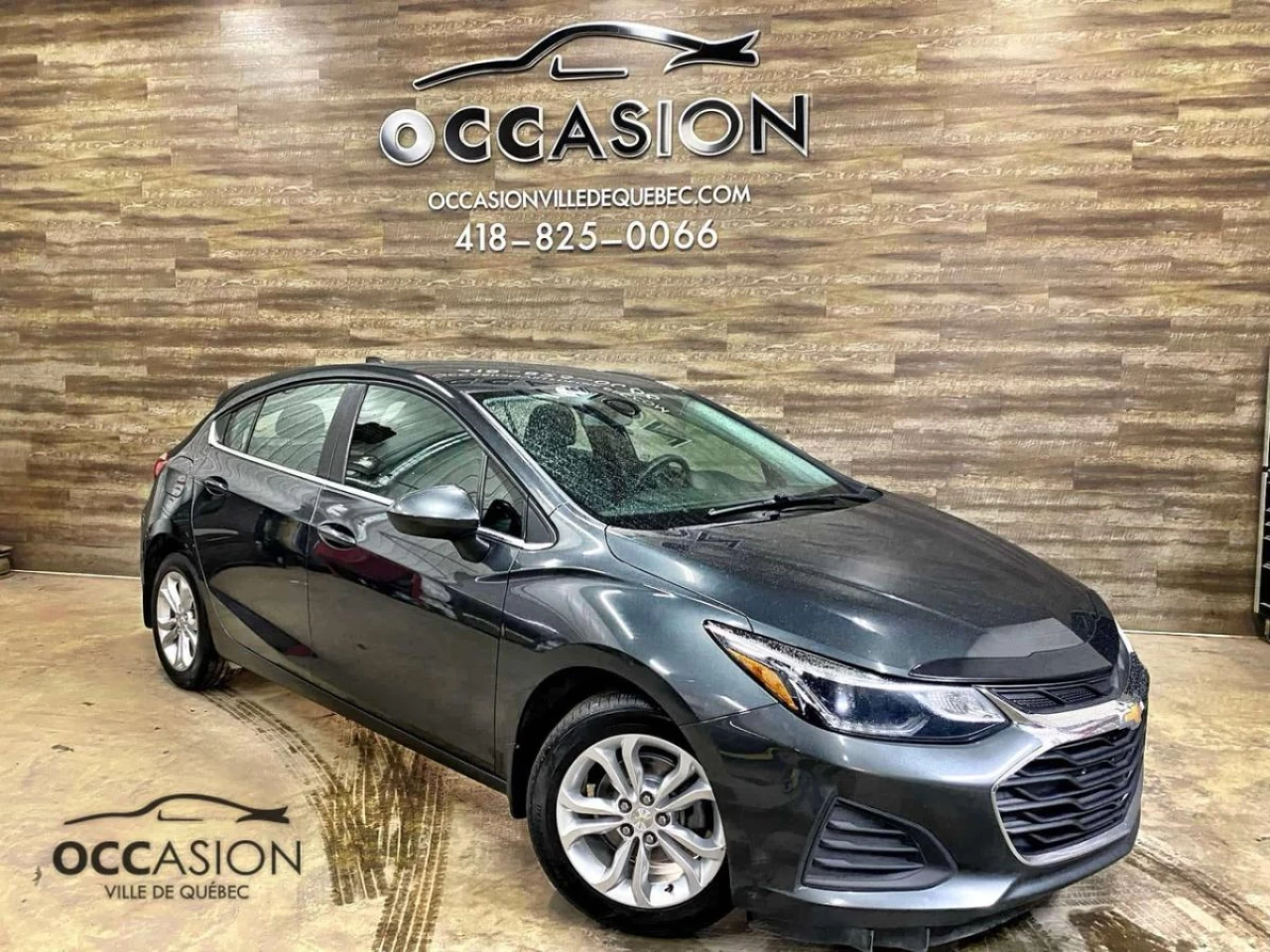 2019 Chevrolet Cruze Hatchback LT Image principale